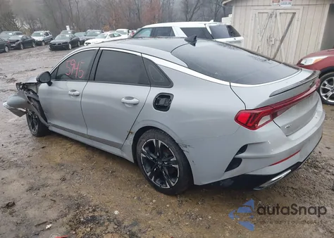 2021 Kia K5 Gt-Line z USA, uszkodzony, nr VIN 5XXG64J28MG080348